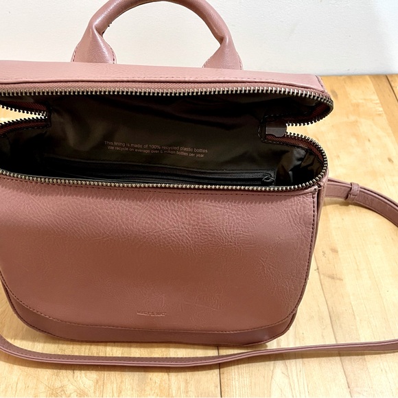 Pink Mat & Nat crossbody bag - Picture 3 of 5